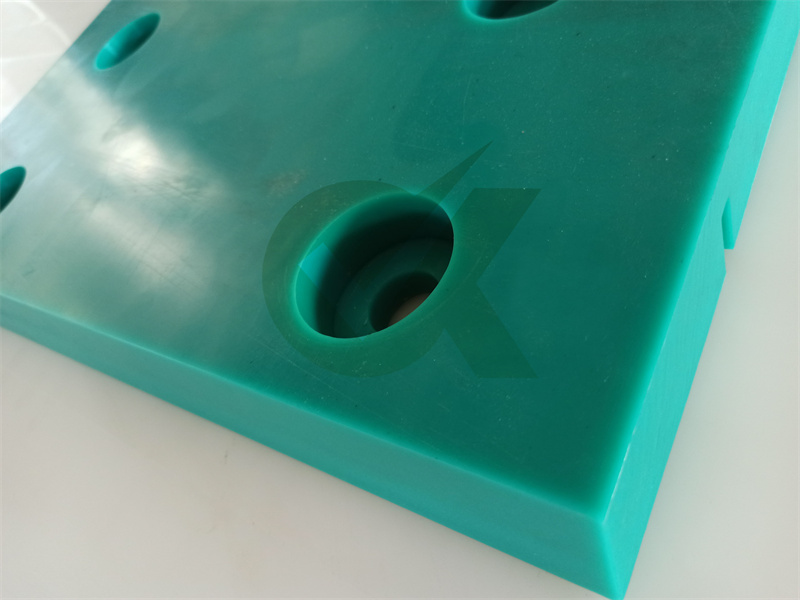 Port Fender Pier Fendering System Marine Rubber Fender UHMW 